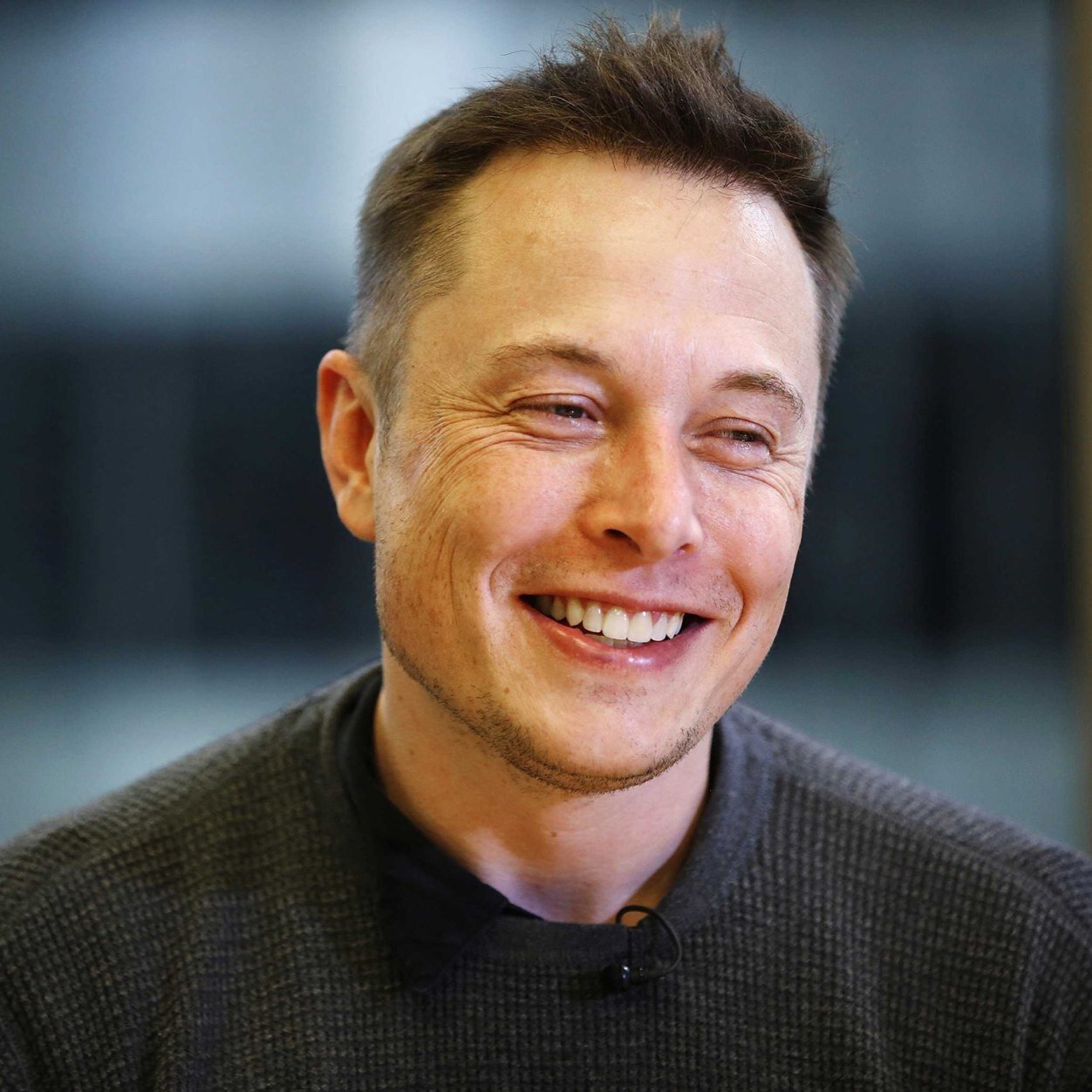 Elon Musk Built A Device To Execute The ALS Ice Bucket Challenge That Required A Tree, Ropes, And His Five Sons